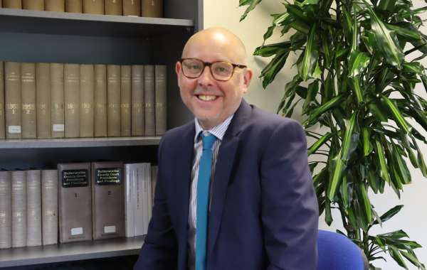 Richard Helsby Photo of Richard Helsby, Managing Director of PM Law.